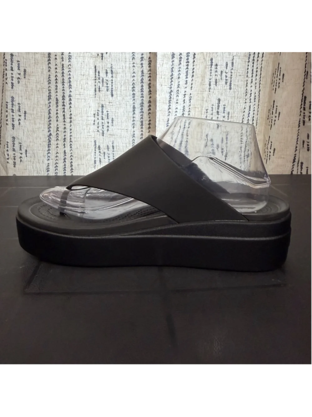 Crocs LiteRide Brooklyn Black Platform Wedge Flip Flops Womens Size 10